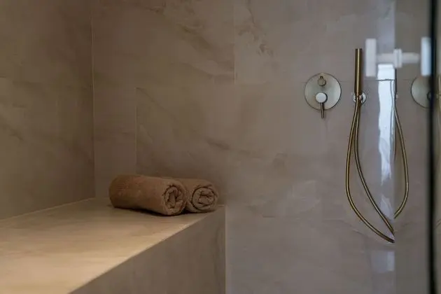 Sea View Suite with Spa & Steam Room