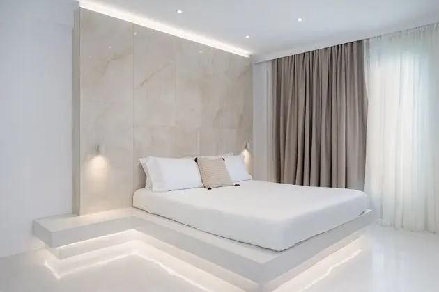 Sea View Suite with Spa & Steam Room