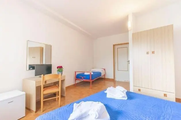 Classic Üç Kişilik Oda