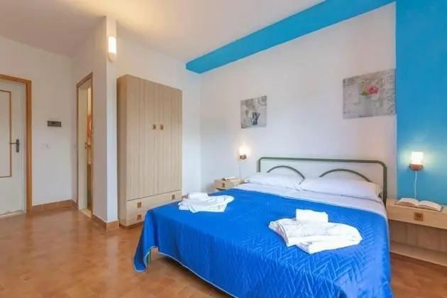 Classic Üç Kişilik Oda