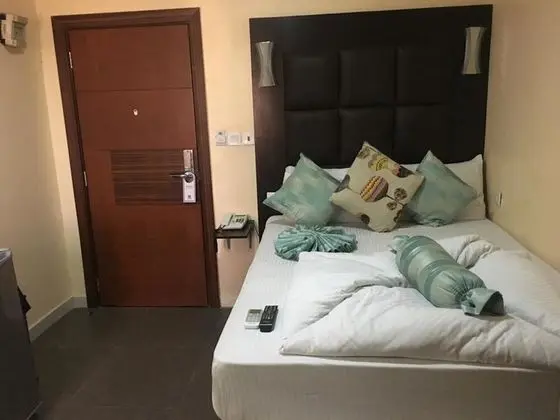 Standard Oda, 1 Çift Kişilik Yatak, Sigara İçilmez