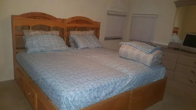 Basic Oda, 1 En Büyük (King) Boy Yatak