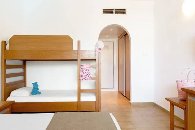 Standard Family Room with Bunk Bed