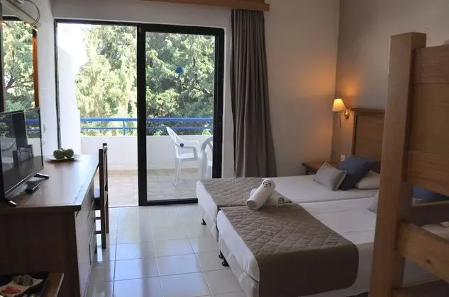 Standard Family Room with Bunk Bed