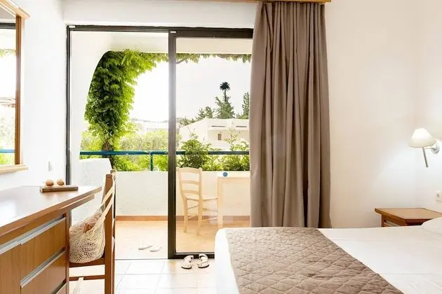 Standard Family Room with Bunk Bed