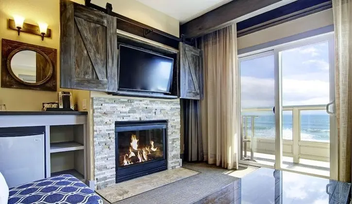 Deluxe Süit, 1 En Büyük (King) Boy Yatak, Okyanus Manzaralı (Pillar Point)