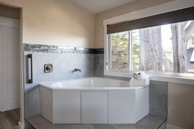 Süit, 1 En Büyük (King) Boy Yatak, Sıcak Su Küveti, Kısmi Deniz Manzarası (Dunes Beach)