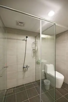 Dört Kişilik Oda, 2 Çift Kişilik Yatak, Balkon