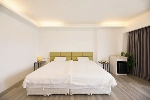 Tek Büyük Yataklı Oda, Balkon