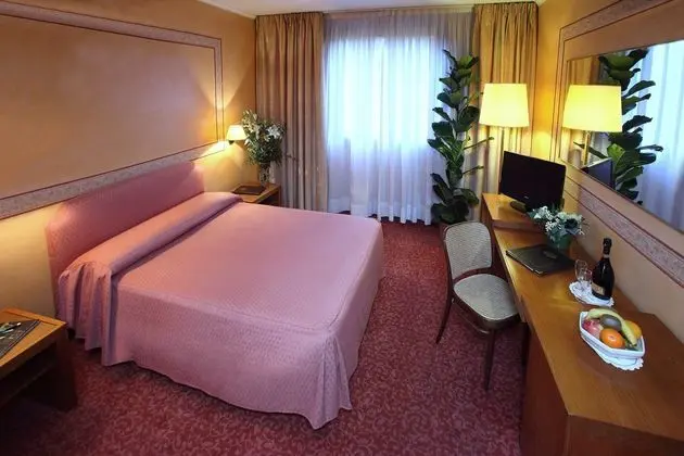 1 Çift ​​kişilik Yatak Standard