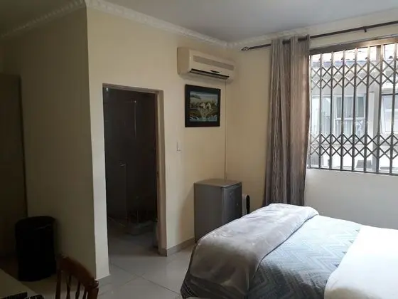 Tek Büyük Yataklı Oda