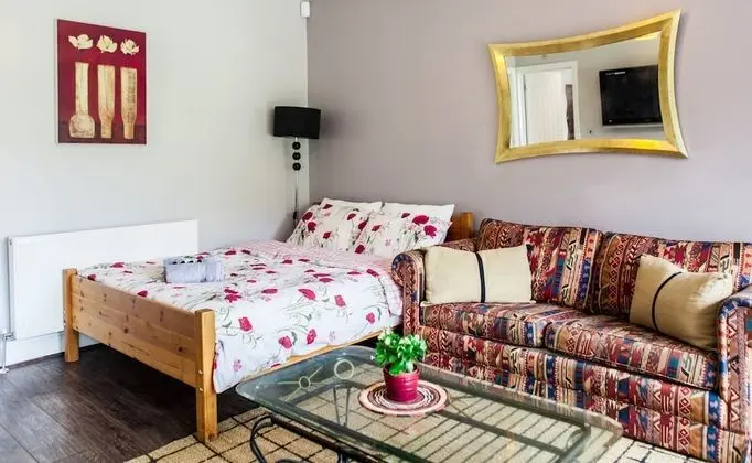 Apart Daire, 1 Yatak Odası, Mutfak, Bahçe Manzaralı