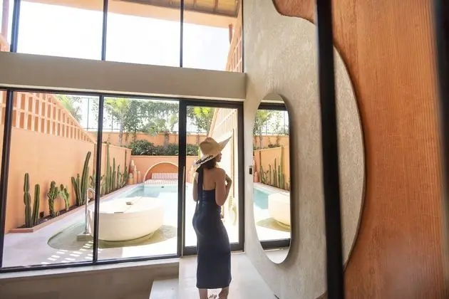 Grand 1 Bedroom Villa with Private Pool & Bathtub