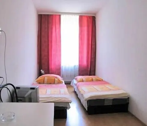 Tek Kişilik Oda