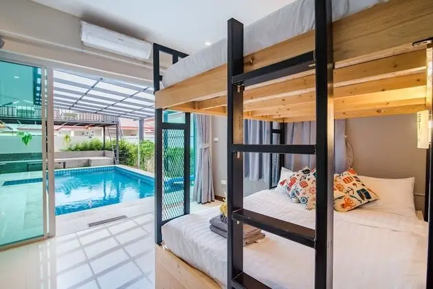 3 Bedrooms Villa