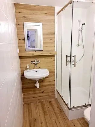 Tek Büyük Yataklı Oda (02)