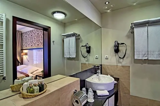 Junior Süit (for Single Use)