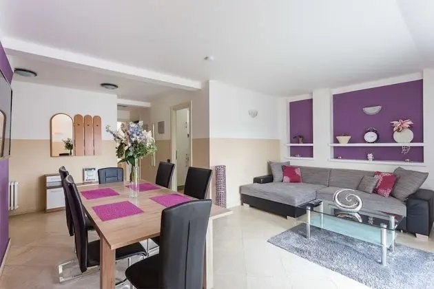 Central Penthouse 3 bedrooms with Terrace