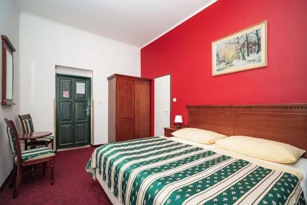 Deluxe Tek Büyük veya İki Ayrı Yataklı Oda