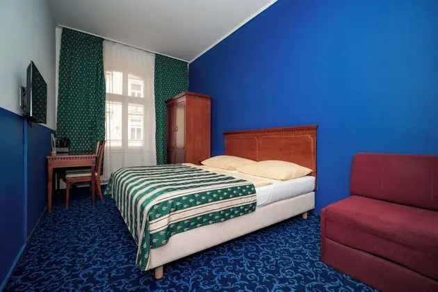 Deluxe Üç Kişilik Oda