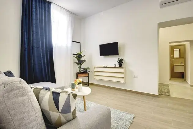 Family Apartment, 2 Bedrooms (2)