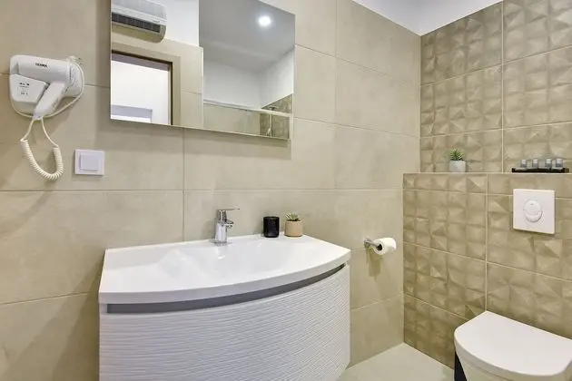 Family Apartment, 2 Bedrooms (2)
