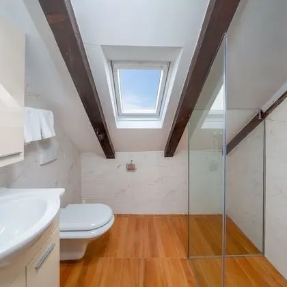 Apart Daire, 1 Büyük (Queen) Boy Yatak