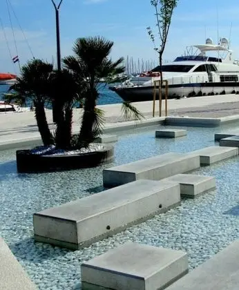 Apart Daire, 1 Büyük (Queen) Boy Yatak