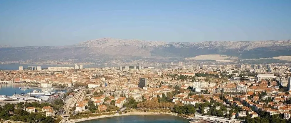 Apart Daire, 1 Büyük (Queen) Boy Yatak