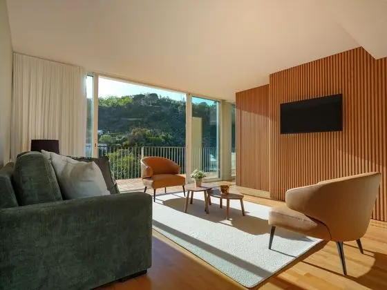 Charming Suite