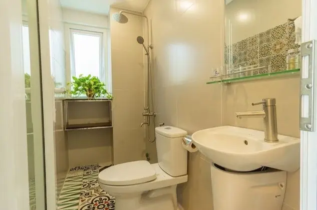 Deluxe Tek Büyük Yataklı Oda, Balkon, Şehir Manzaralı