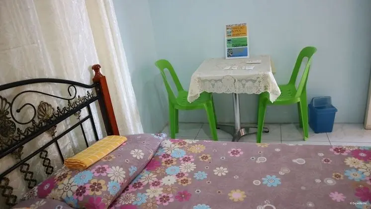 Tek Büyük Yataklı Oda, Ortak Banyo