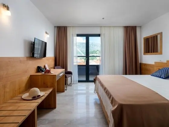 Premium Tek Büyük veya İki Ayrı Yataklı Oda, Şehir Manzaralı