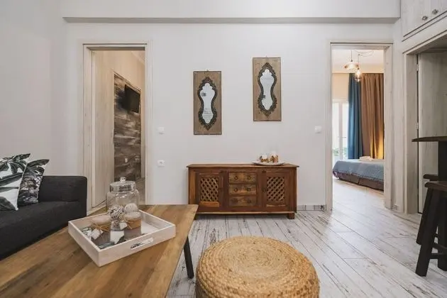 City Tek Büyük Yataklı Oda