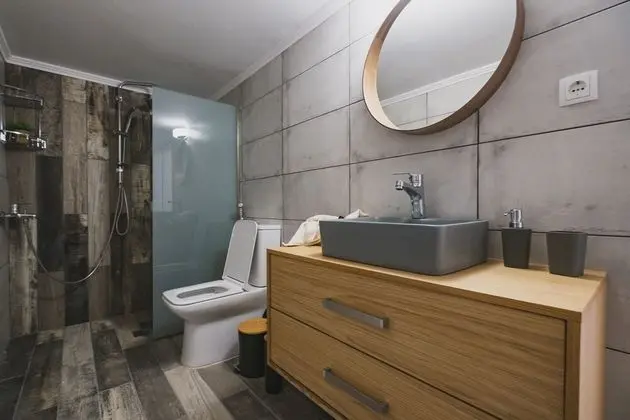 City Tek Büyük Yataklı Oda