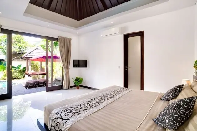 Family Villa, 3 Yatak Odası, Sigara İçilmez, Havuz Manzaralı (D&G)
