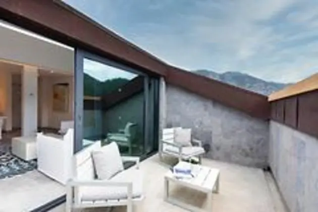 Attic Suite Teraslı