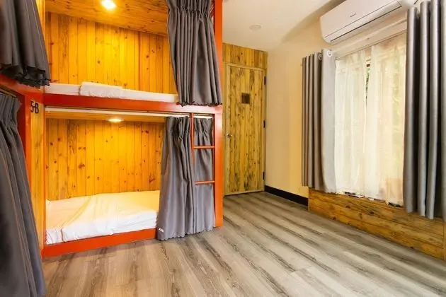 Ortak Ranzalı Oda, Sadece kadınlar için