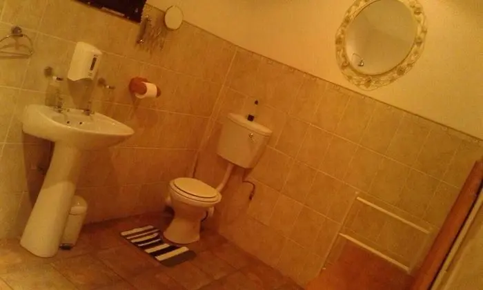 Deluxe Double Room with Bath and Shower