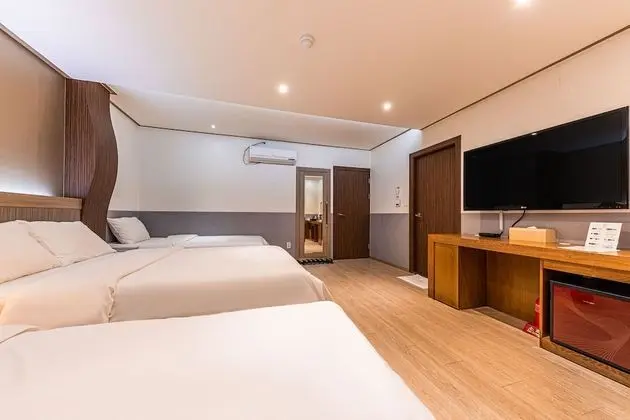 Family Oda, Sigara İçilmez (Breakfast included)