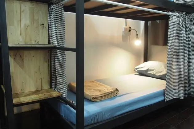 Mixed Dormitory