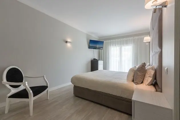 Family Sıra Ev, 4 Yatak Odası, Sigara İçilmez, Havuz Kullanımı (Golf)