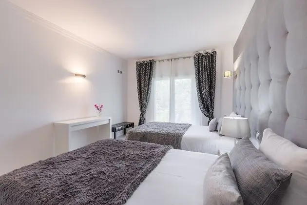 Family Sıra Ev, 4 Yatak Odası, Sigara İçilmez, Havuz Kullanımı (Golf)