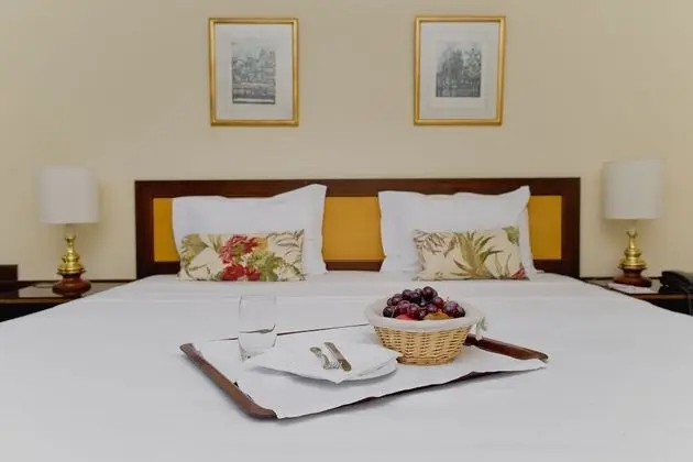 Standard Tek Büyük veya İki Ayrı Yataklı Oda (with extra bed)