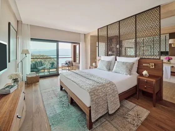 https://images.etstur.com/imgproxy/resize/2560x1440/files/images/hotelImages/etsrooms/675/Dmaris_Bay_20260127101729_0.jpg