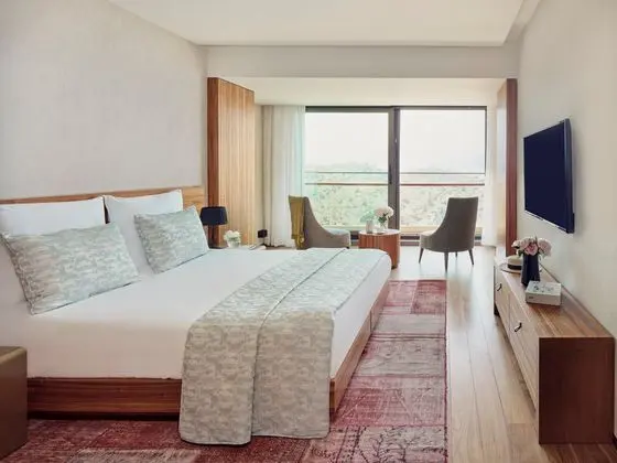 https://images.etstur.com/imgproxy/resize/2560x1440/files/images/hotelImages/etsrooms/675/Dmaris_Bay_20260127114751_1.jpg
