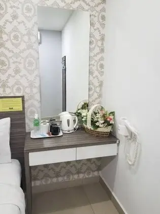 İki Ayrı Yataklı Oda, 2 Tek Kişilik Yatak, Penceresiz