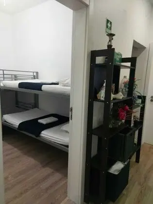 Ortak Ranzalı Oda, Karma Ranzalı Oda (1 bed in 4-bed dorm)