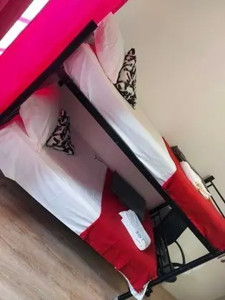 Ortak Ranzalı Oda, Karma Ranzalı Oda (1 bed in 6-bed dorm)