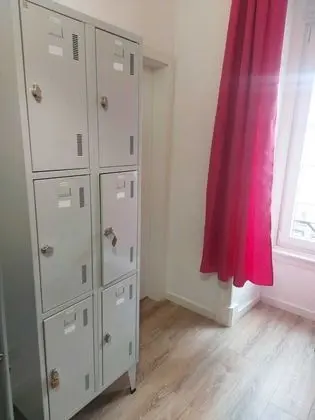 Ortak Ranzalı Oda, Karma Ranzalı Oda (1 bed in 6-bed dorm)